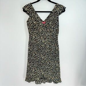 Vintage Esprit 1990s Y2K Black Dainty Floral Practical Magic Dress